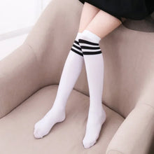 Load image into Gallery viewer, Kids' Velvet Stripe Socks
