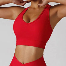 Load image into Gallery viewer, 3-Piece Seamless Yoga Set – Jacket, Bra &amp; Leggings
