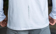 Load image into Gallery viewer, Men's Sports Fitness Long Sleeve Outdoor Badminton Quick Dry Training Shirt Casual Thin Running Top Bodybuilding Sportswear
