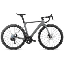 Load image into Gallery viewer, TWITTER 700X25C Carbon Road Bicycle Wireless Men's Hydraulic Disc Racing Bike With WheelTop EDS TX 24S Shifter 50mm Carbon Wheel
