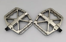 Load image into Gallery viewer, 2025 New Bike Pedals  MTB Mountain Road Flat Non-slip CNC 3 Sealed Bearings Green Bicycle Pedals Route Cycling Accessories
