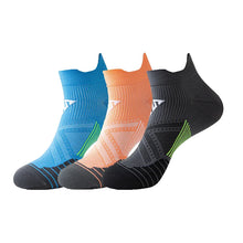 Load image into Gallery viewer, Breathable Sports Socks with Compression
