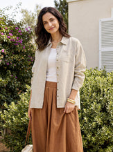 Load image into Gallery viewer, 100% Linen Concealed Placket Patch Pocket Shirt FELICITY
