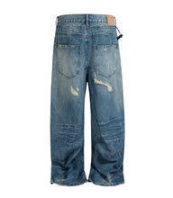 Load image into Gallery viewer, VINTAGE DESTRUCTION DENIM
