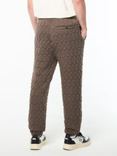 Load image into Gallery viewer, Aversa Quilted Sweatpant- Morel
