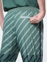 Load image into Gallery viewer, Quadretto Track Pant- Duck Green
