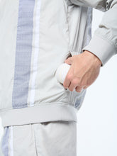 Load image into Gallery viewer, Attivo Damarindo Crewneck- Quiet Shade
