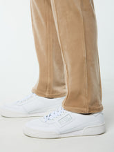 Load image into Gallery viewer, Viaggioa Track Pant- Humus
