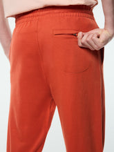 Load image into Gallery viewer, Vincere Sweatpant- Hot Sauce
