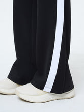 Load image into Gallery viewer, Anna Track Pant- Black Beauty
