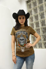 Load image into Gallery viewer, Women&#39;s Cotton American Legend Graphic Print Gold T-shirt
