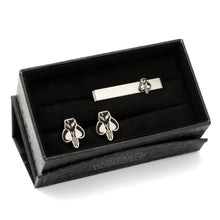 Load image into Gallery viewer, Star Wars Mandalorian Mythosaur Cufflinks and Tie Bar Gift Set
