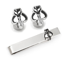 Load image into Gallery viewer, Star Wars Mandalorian Mythosaur Cufflinks and Tie Bar Gift Set
