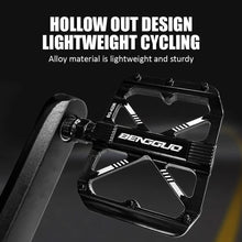 Load image into Gallery viewer, Lightweight Design Easy To Ride Bicycle Pedals Aluminum Alloy Material Suitable for Road Cycling Waterproof and Anti Slip
