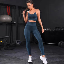Load image into Gallery viewer, 🧘‍♀️ 2-Piece Women's Seamless Yoga Set

