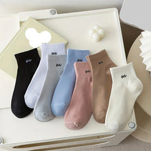 Load image into Gallery viewer, Comfortable &amp; Breathable Letter Print Socks
