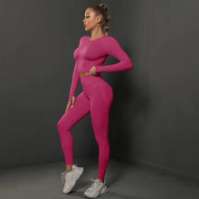 Load image into Gallery viewer, Women's Seamless Long Sleeve Yoga Top
