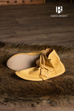 Load image into Gallery viewer, Medieval Shoes Colin
