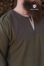 Load image into Gallery viewer, Rus Tunic Szimon Olive
