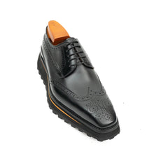 Load image into Gallery viewer, Thick-soled calfskin formal brogue derby shoes Black
