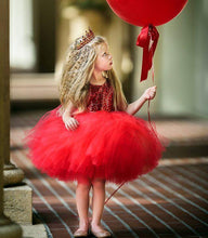 Load image into Gallery viewer, Fancy Wedding Dress Sleeveless Sequins Party Dress For Baby Girl Summer Dresses In Luxury New Elegant Design
