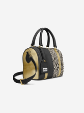 Load image into Gallery viewer, Vegan Bag METROPOLITAN ALLURE – BYMANYC ® New York | Ethical Elegance
