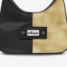 Load image into Gallery viewer, Vegan Handbag BYMANYC ® New York | Sustainable Italian Craftsmanship
