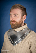 Load image into Gallery viewer, Pointed Gorget 1,6mm Polished
