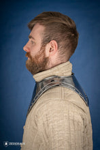 Load image into Gallery viewer, Pointed Gorget 1,6mm Polished
