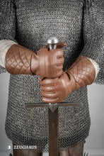 Load image into Gallery viewer, Leather Gloves Brown
