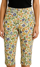 Load image into Gallery viewer, Women's Casual Botanical Bloom Capri Pants with Front Pockets and A Consealed Zipper
