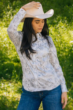 Load image into Gallery viewer, Womens Modern Fit Stretch Foil Fashion Shirt

