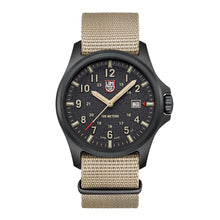Load image into Gallery viewer, Atacama Field, Field Watch, 43mm
