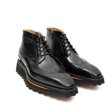 Load image into Gallery viewer, Zipper Brogue Martin Boots 2890 Black
