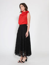 Load image into Gallery viewer, A-line pleated detail bottom lace skirt

