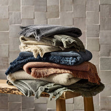 Load image into Gallery viewer, Elevate Your Daily Shower Routine with the Casaluna™ Organic Texture Bath Towel
