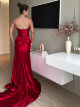 Load image into Gallery viewer, Tube Top Slit Red Extra Long Evening Dress
