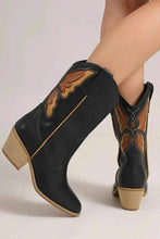 Load image into Gallery viewer, Beast Fashion Butterfly Cut : Detail Point Toe Boots
