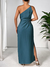 Load image into Gallery viewer, One Shoulder Sleeveless Maxi Dress Elegant &amp; Sophisticated Evening Wear Women Luxury Party Dress
