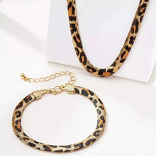 Load image into Gallery viewer, Chunky Leopard Necklace : Bracelet Jewelry Set

