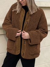 Load image into Gallery viewer, Modern Cozy Women Luxuriously Cozy Contrast Button Up Sherpa Jacket with Pockets For Fall &amp; Winter
