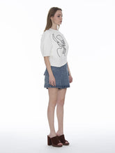 Load image into Gallery viewer, Abstract Face Embroidered Puff Sleeve Top
