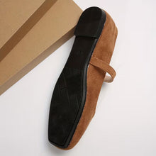 Load image into Gallery viewer, Women's Flat Vintage Mary Jane Pumps
