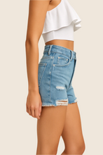 Load image into Gallery viewer, Leo Denim Shorts
