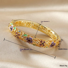 Load image into Gallery viewer, Openwork Filigree Gold-Plated Cheongsam Jewelry
