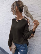 Load image into Gallery viewer, Leopard Panel Waffle Knit V Neck Sweater
