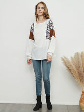 Load image into Gallery viewer, Leopard Pullover Knit Sweater
