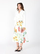Load image into Gallery viewer, Applique Bow Front Button Open Crop Jacket
