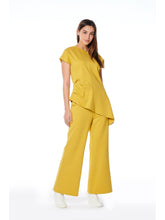 Load image into Gallery viewer, Asymmetric Cut Ruched-Side Top
