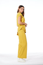 Load image into Gallery viewer, Asymmetric Cut Ruched-Side Top
